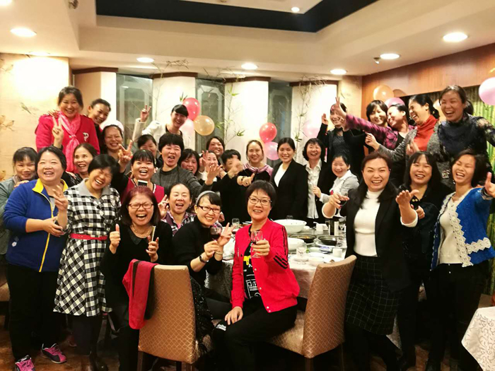 毕业了，来来来，大吃一顿！