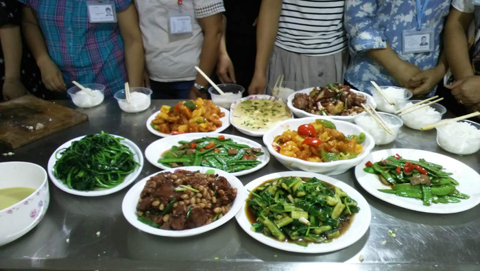 实操课来了，第84期学员培训月子餐！