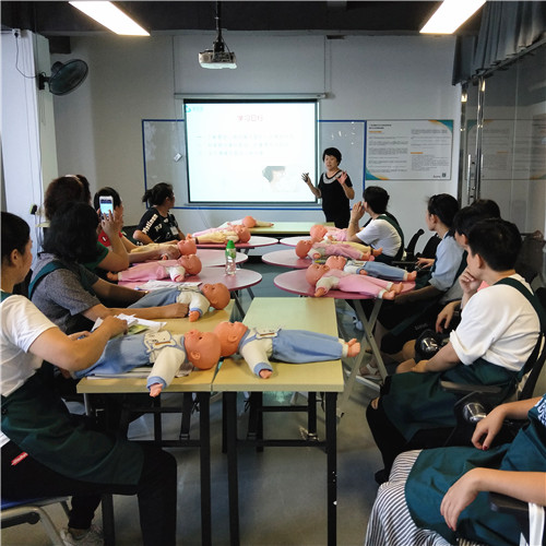 佛山月嫂机构_佛山正规月嫂机构